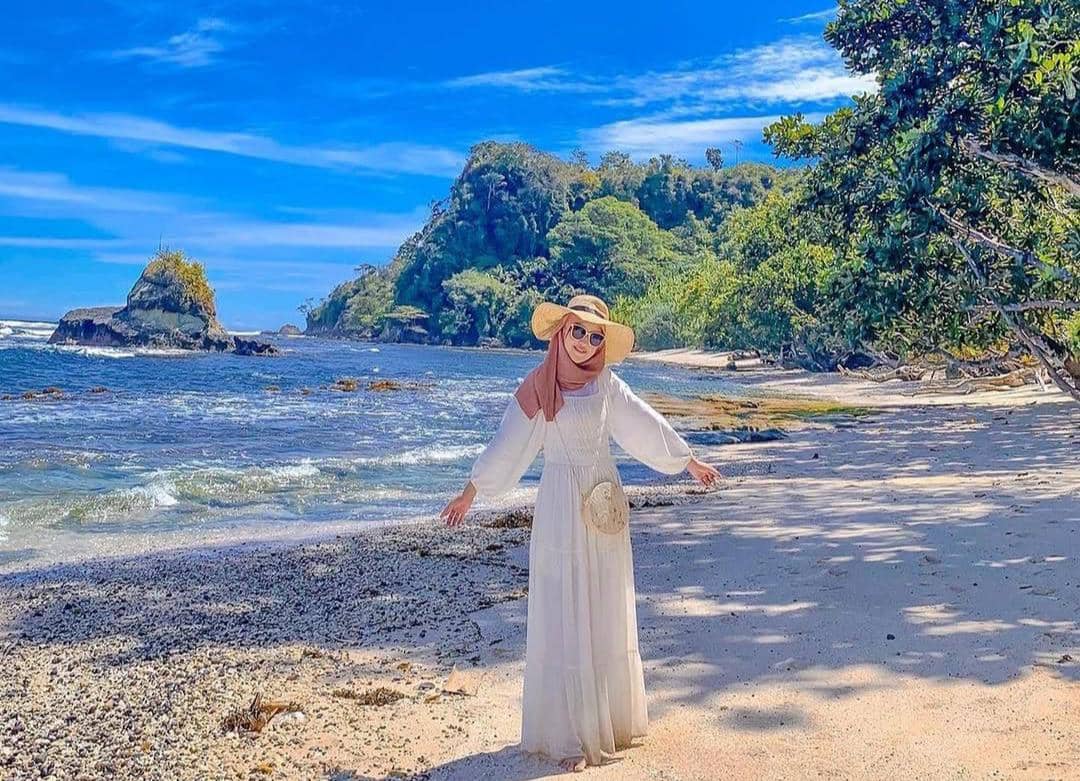 Pengalaman Wisata Cilacap yang Tak Terlupakan dengan DTT Umroh Aksara